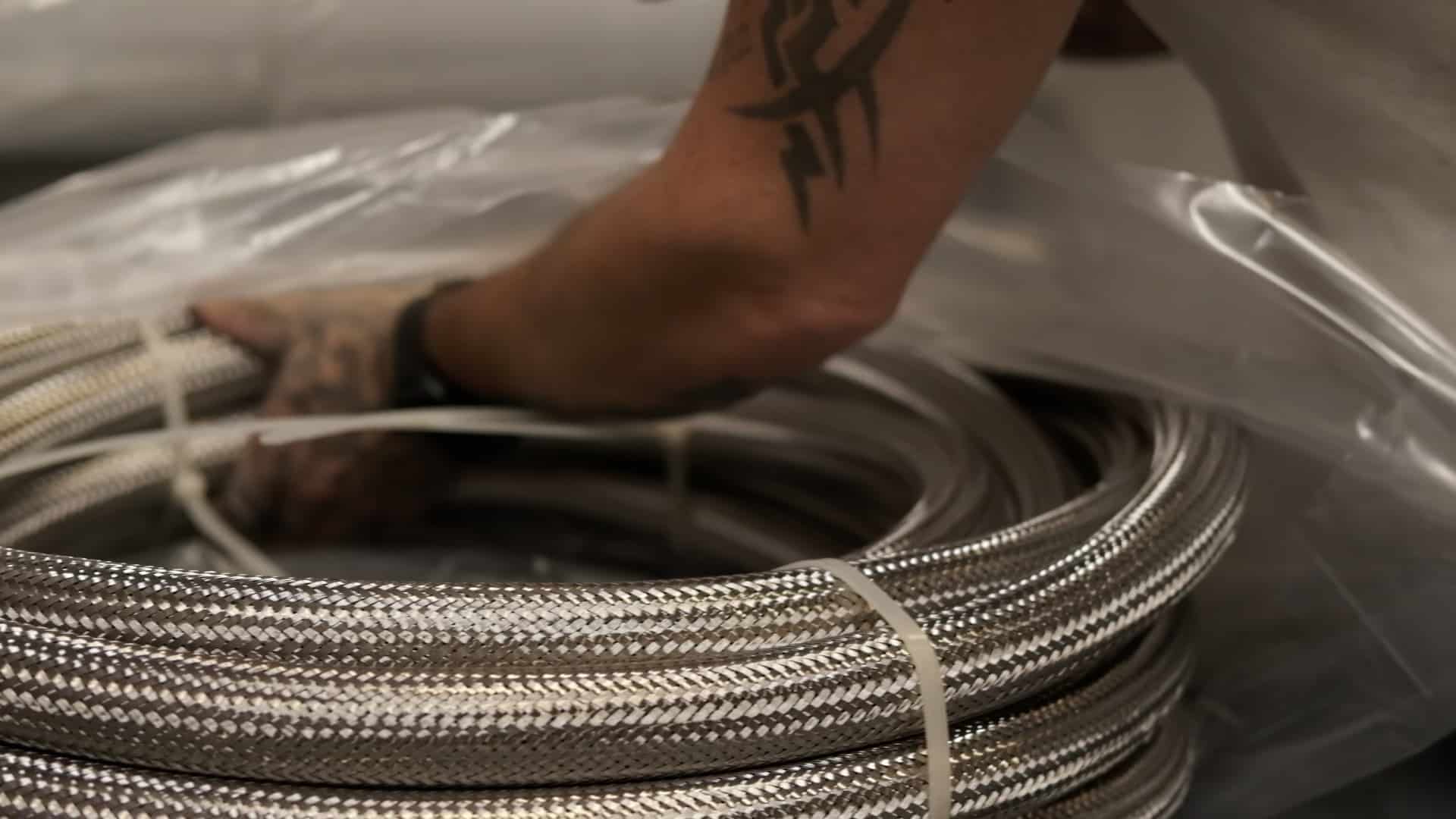 Data Center Hoses - Metal Hoses for Cooling Systems