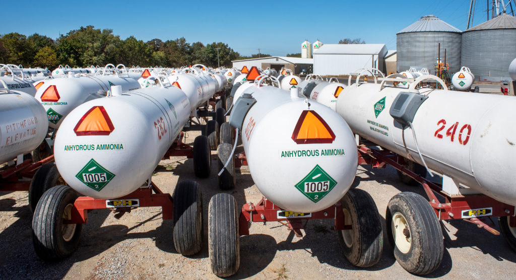 Hoses for ammonia service are often used for loading and unloading of nurse tank trailers. 